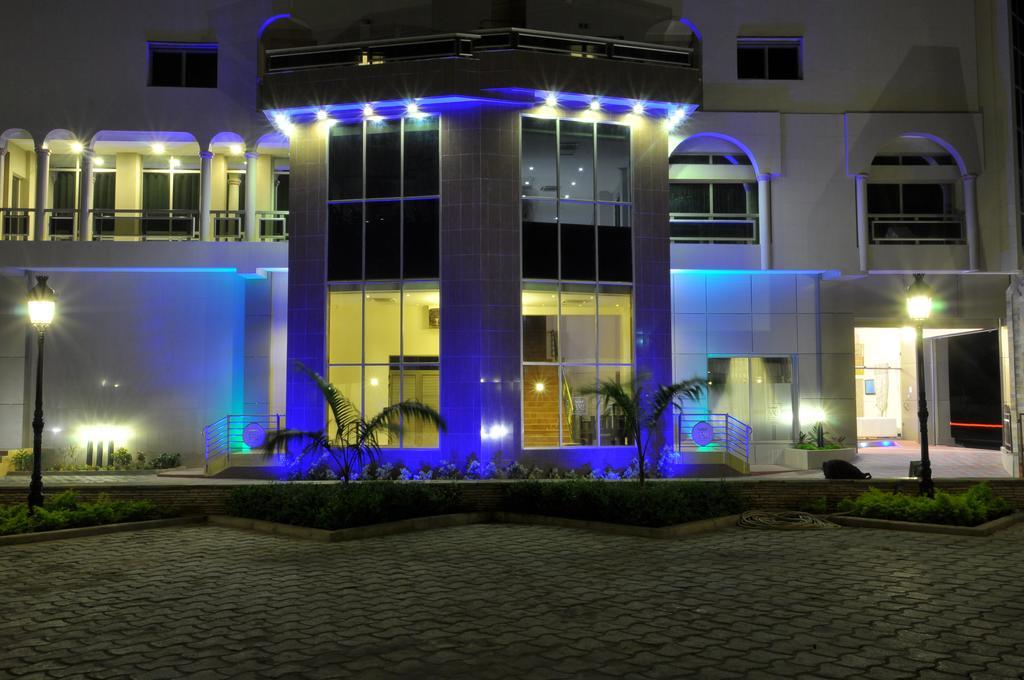 Benin Royal Hotel Cotonou Luaran gambar