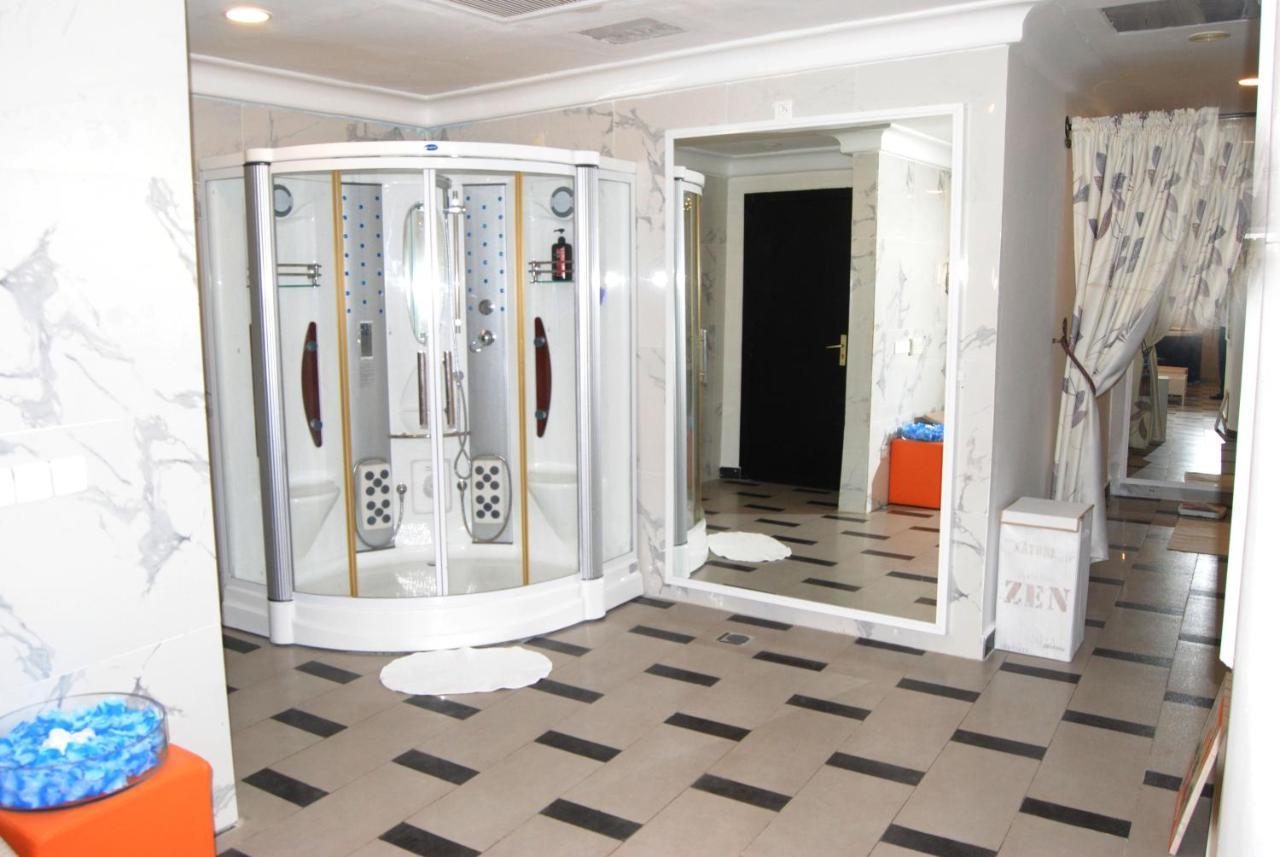 Benin Royal Hotel Cotonou Luaran gambar